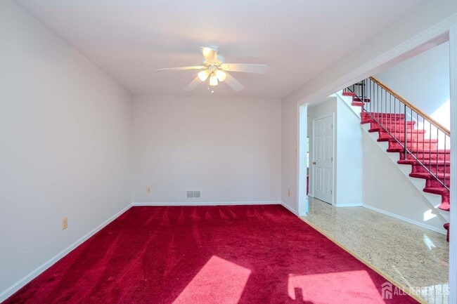 Building Photo - 27 Samantha Dr