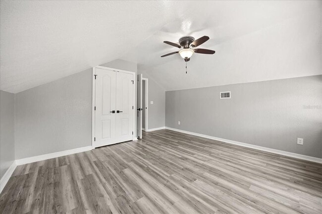 Building Photo - 748 Altaloma Ave