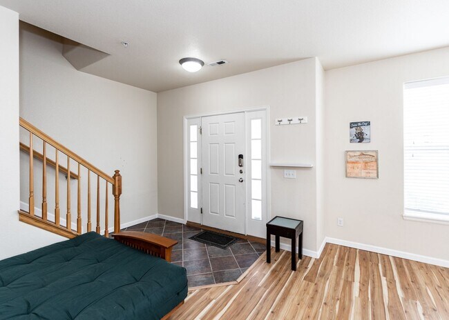 Building Photo - Downtown 3 Bedroom Townhome with 2 Car Garage