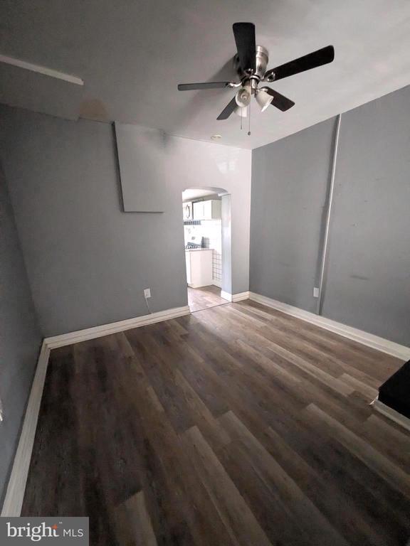 Building Photo - 1825 E Harold St