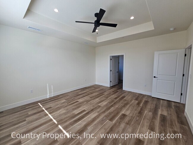 Building Photo - Stunning Brand New 4-Bedroom House in Rive...