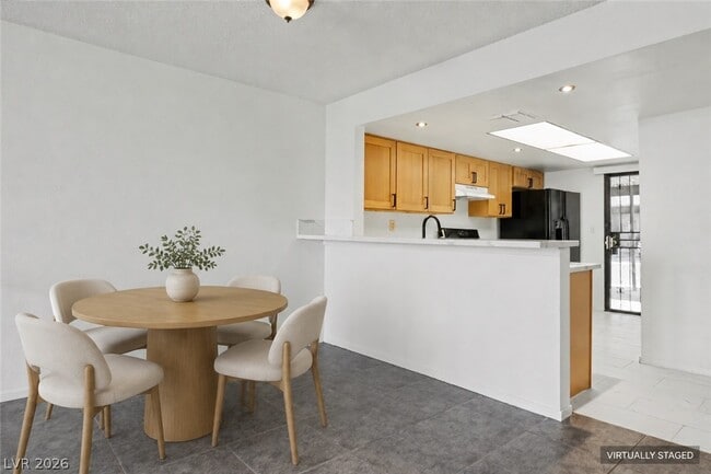 Building Photo - 6544 Ironbark Ln