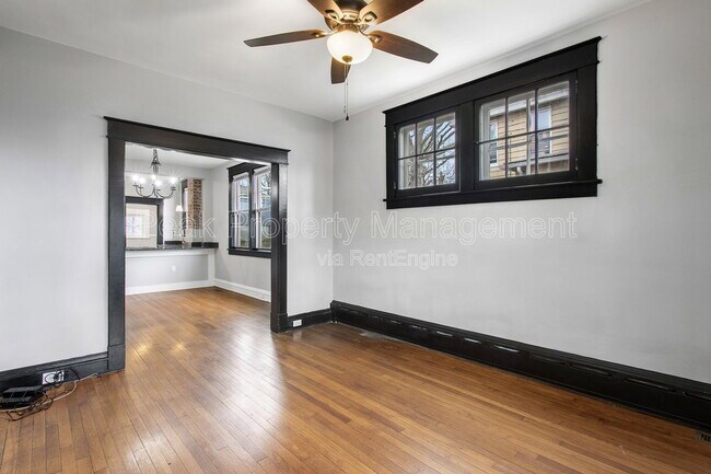 Building Photo - 728 Arnold Ave