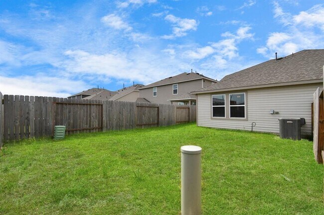 Building Photo - 20519 Prairie Cypress Dr