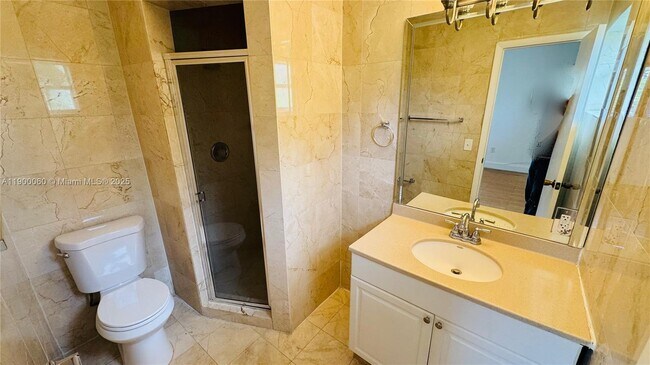 Building Photo - 8000 Tatum Waterway Dr