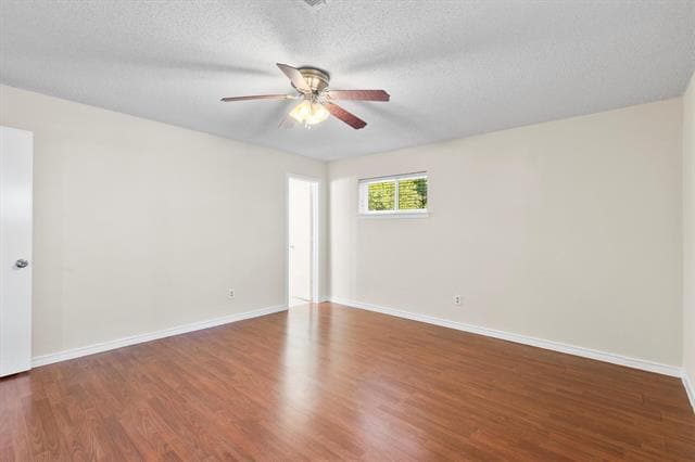 Building Photo - 314 N Wood Dr