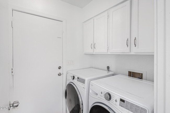 Building Photo - 14034 N 60th St