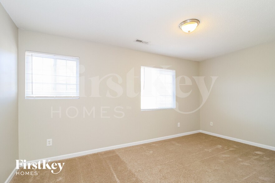 Building Photo - 2645 Ninfield Dr