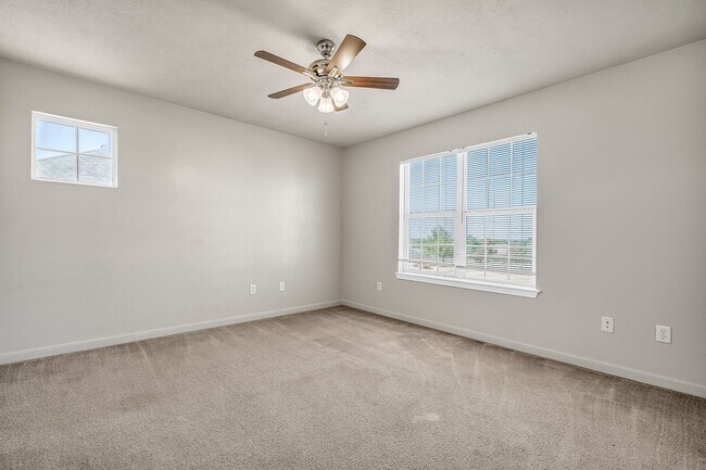 Building Photo - AUGUST 2026 MOVE IN!  Great 4 Bedroom 4 Bathroom Home