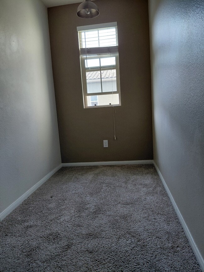 Building Photo - 1830 Crimson Ct