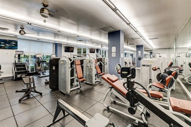 Building Photo - 2001 S Biscayne Blvd