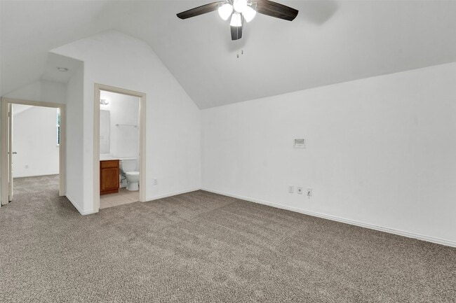 Building Photo - 10108 Cherry Hill Ln