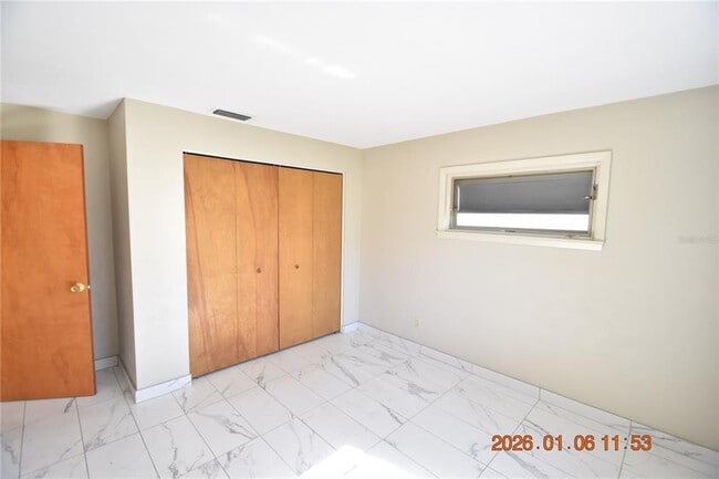 Building Photo - 6485 30th Ave N