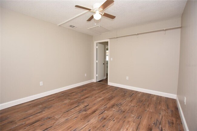 Building Photo - 1224 Waterview Blvd E