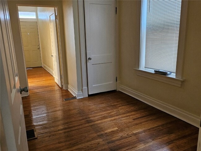 Building Photo - 3807 Potomac St