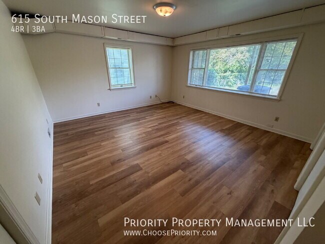 Building Photo - 615 S Mason St