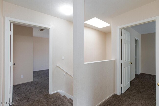 Building Photo - 7922 Lonette Ave