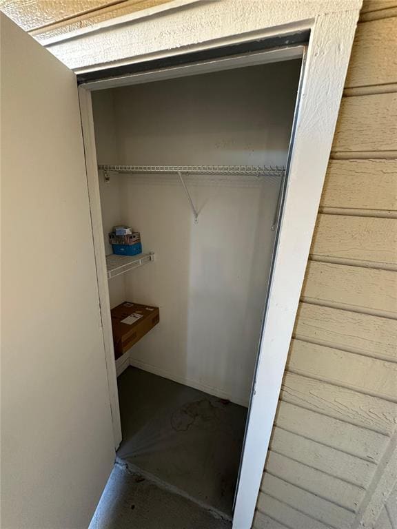 Building Photo - 1057 S Hiawassee Rd