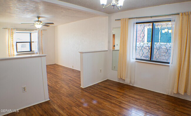 Building Photo - 3723 Memphis Ave