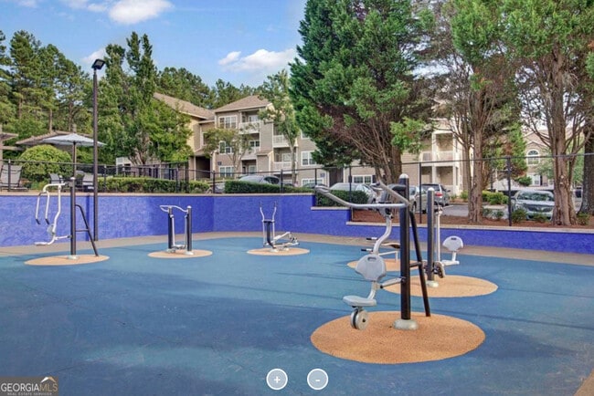 Building Photo - 7150 Peachtree Dunwoody Rd NE