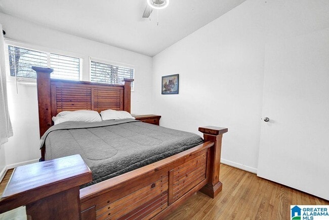 Building Photo - 204 Woodside Dr