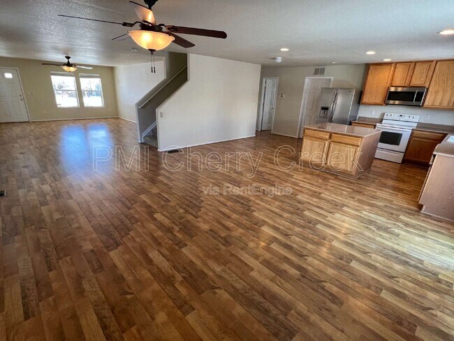 Building Photo - 1808 Morningview Ln