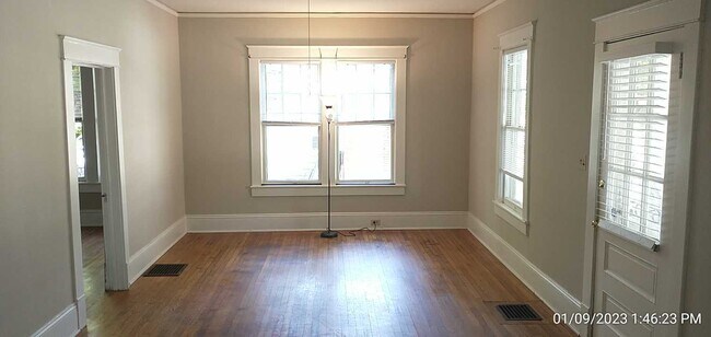 Building Photo - 607 Guilford Ave