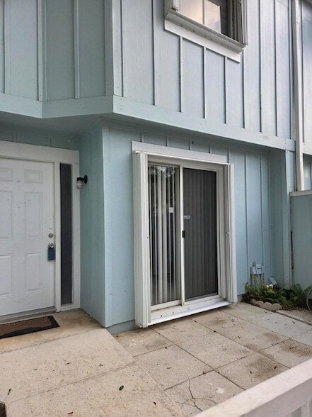 Building Photo - 6367 Riverwalk Ln