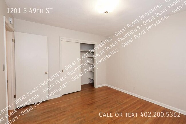 Building Photo - 1201 S 49th St