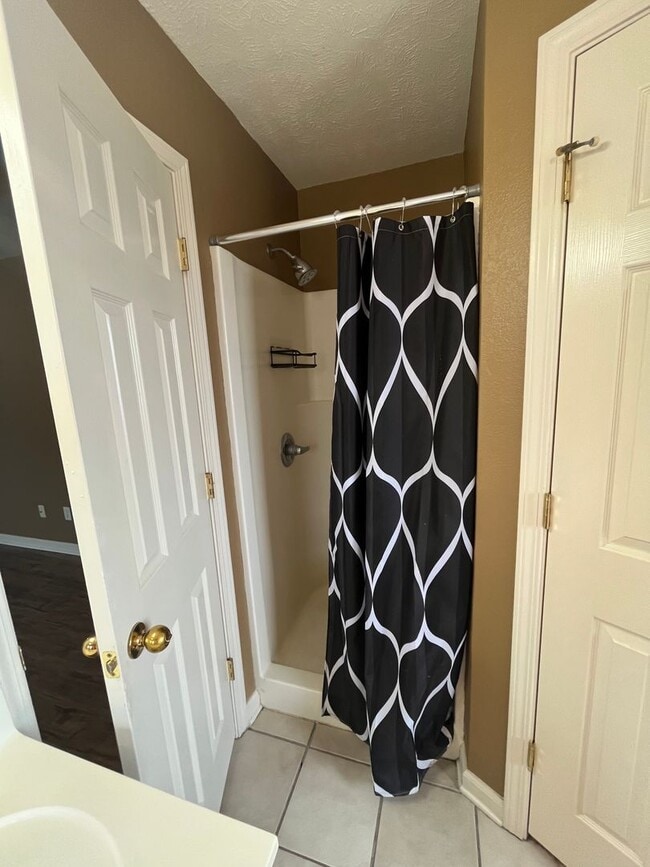 Building Photo - Cabot Rental!