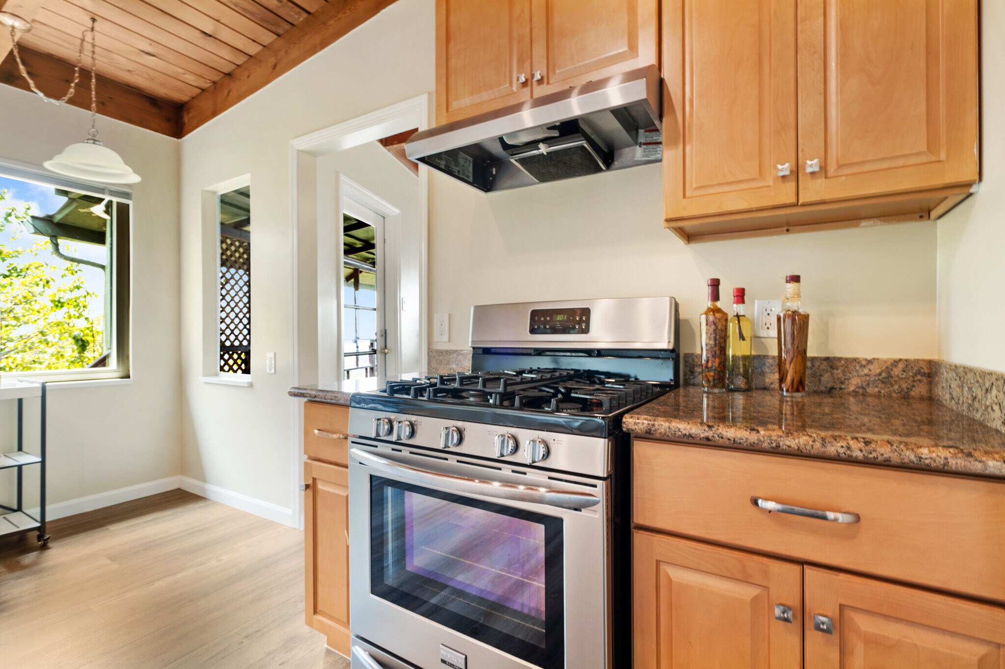 Building Photo - 52 Panoramic Way