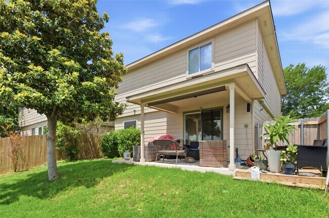 Building Photo - 11521 Autumn Ash Dr