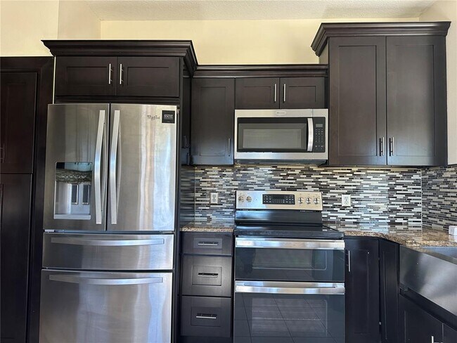 Building Photo - 4150 Vanern Way