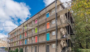 Building Photo - 45 Sheridan Dr NE