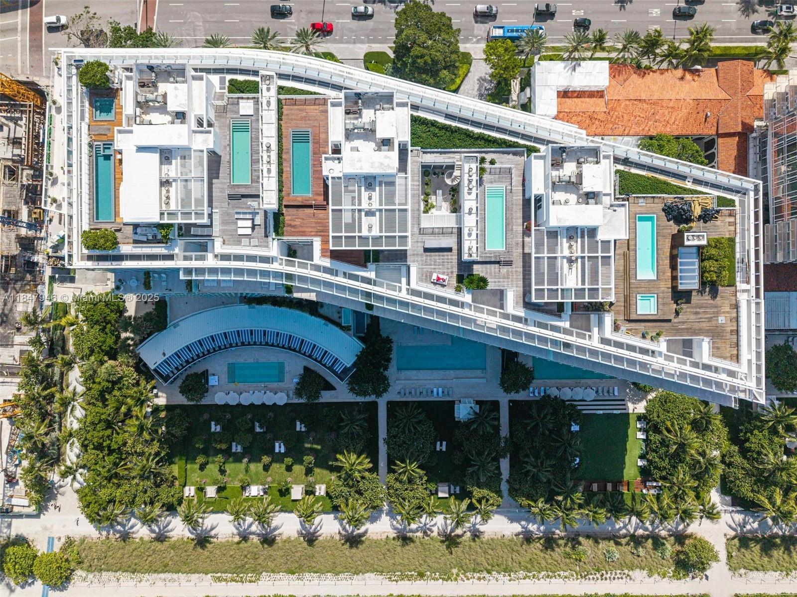 Building Photo - 9001 Collins Ave