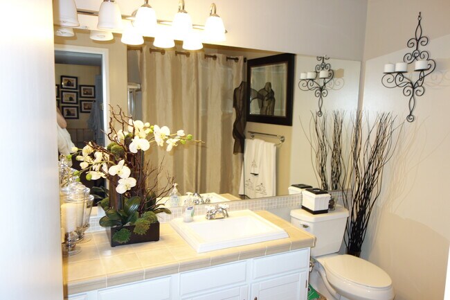 Building Photo - 5500 Torrance Blvd