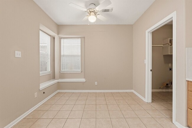 Building Photo - 7910 Masonwood Ln