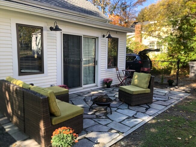 Building Photo - 1 North St