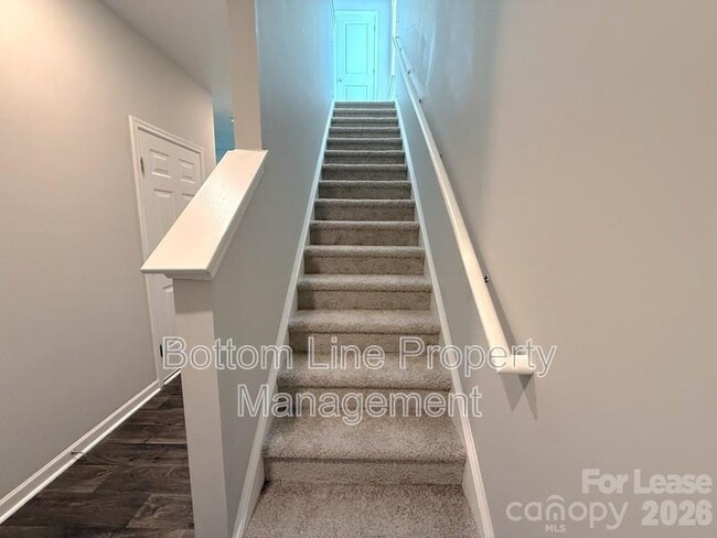 Building Photo - 6104 Guildford Hill Ln