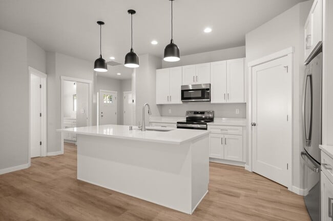 Building Photo - 4255 &amp; 4257