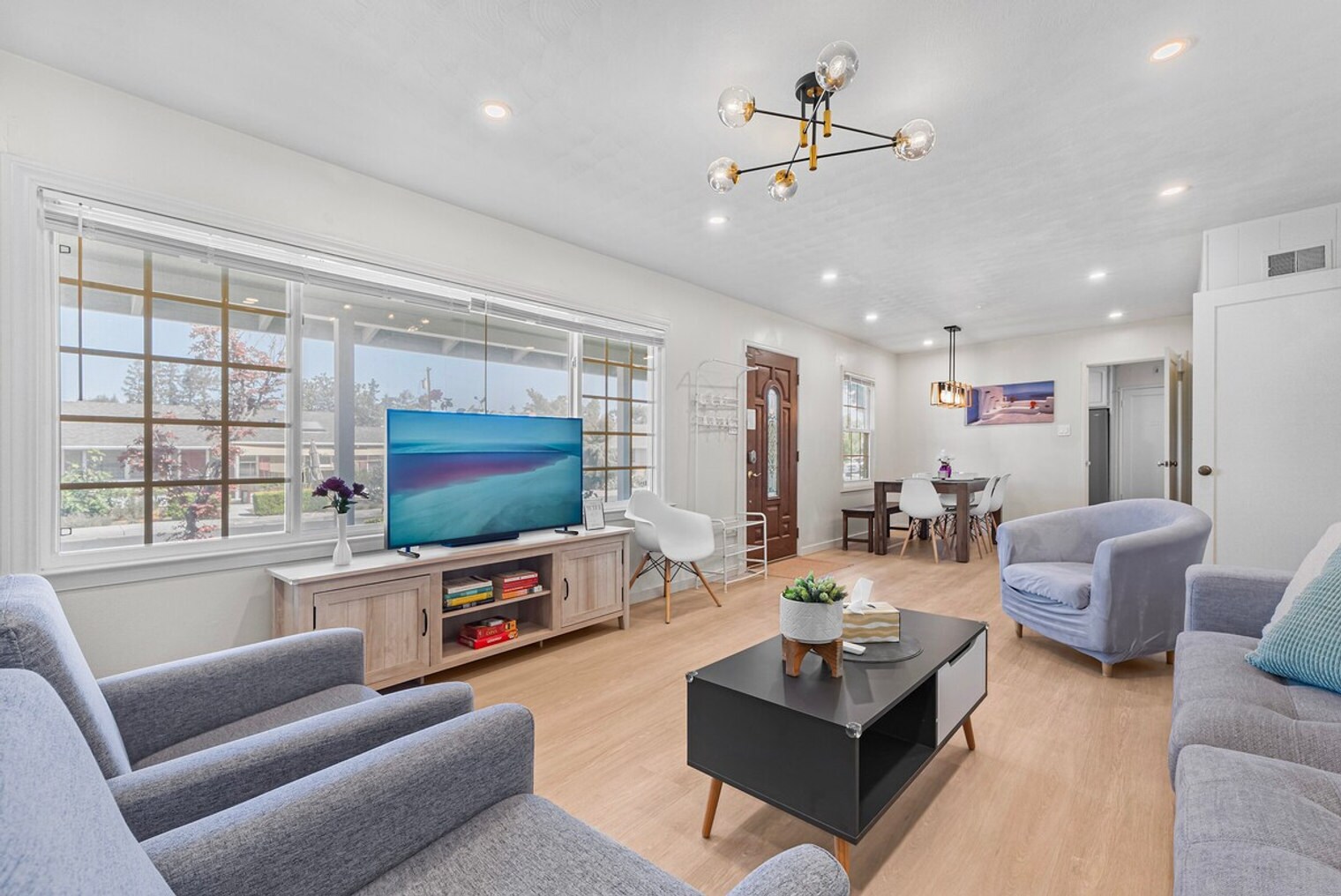 Building Photo - 2355 Arlene Dr