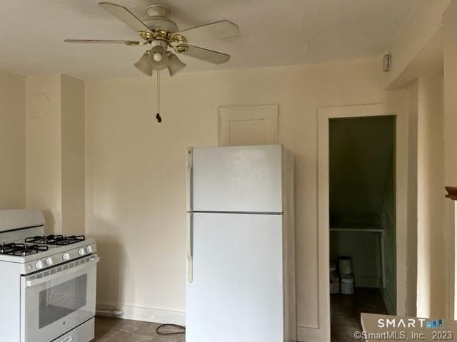 Building Photo - 46 W Town St