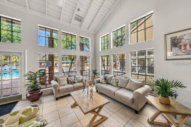 Building Photo - 8742 Mallard Reserve Dr
