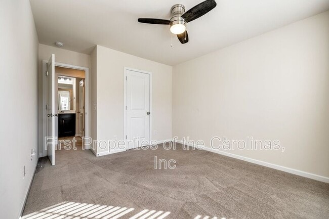 Building Photo - 524 Hunters Dance Road