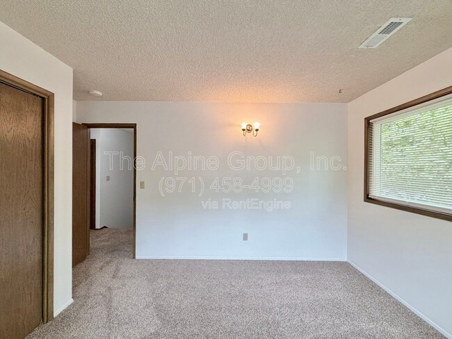 Building Photo - 5462 SW Murray Blvd