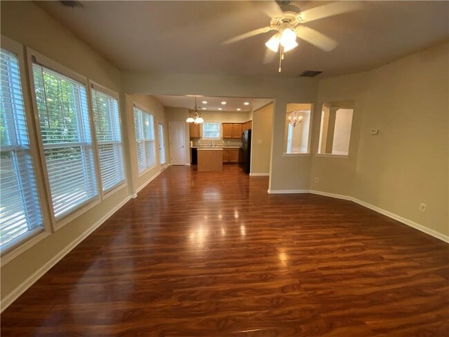 Building Photo - 3367 Harvest Ridge Ln NE