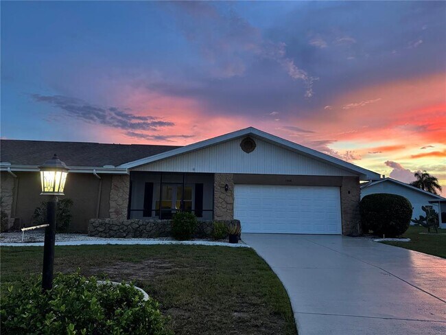Building Photo - 1008 Yellowbird Pl
