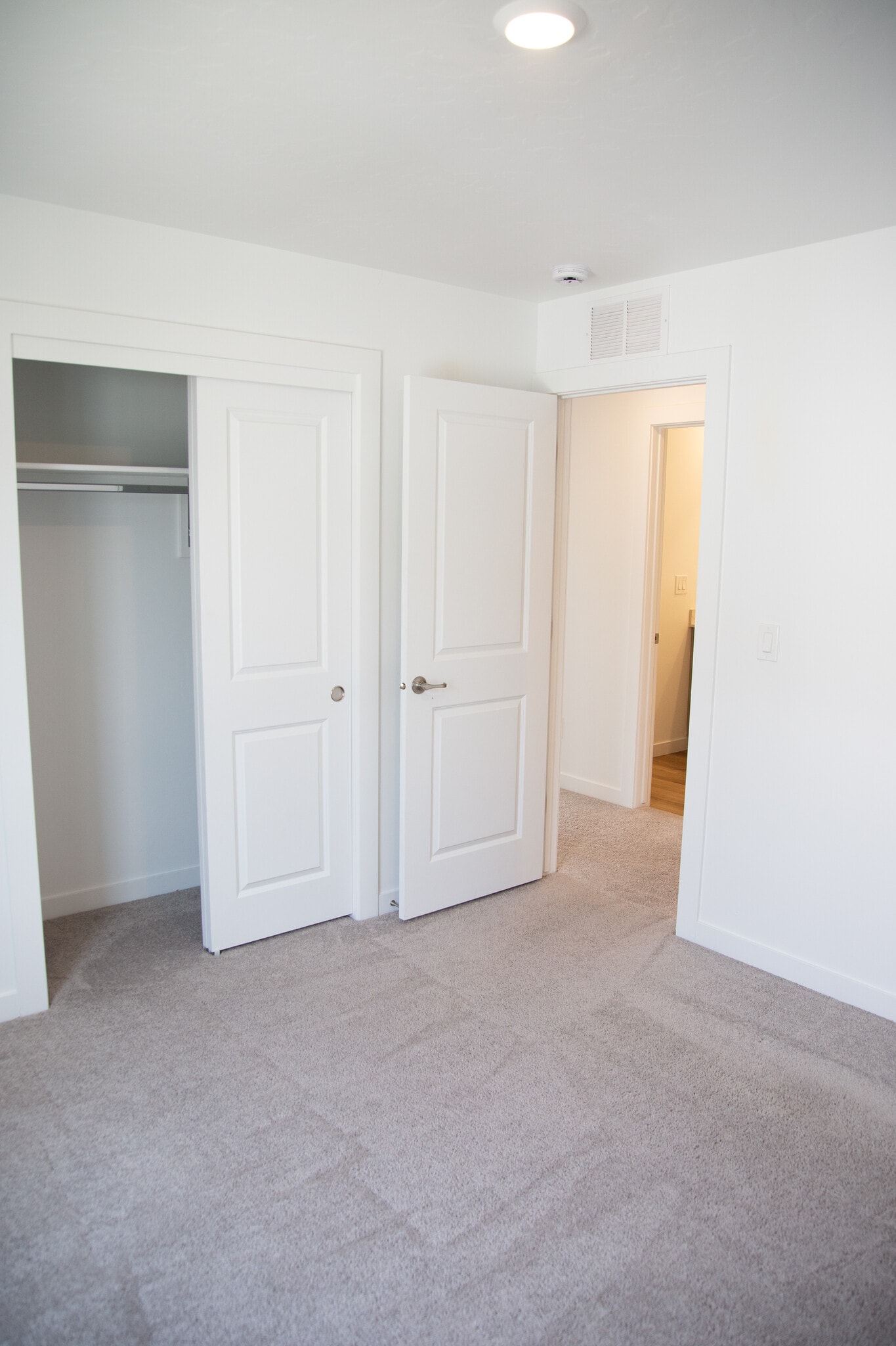 Building Photo - 4180 W Cirrus Ln