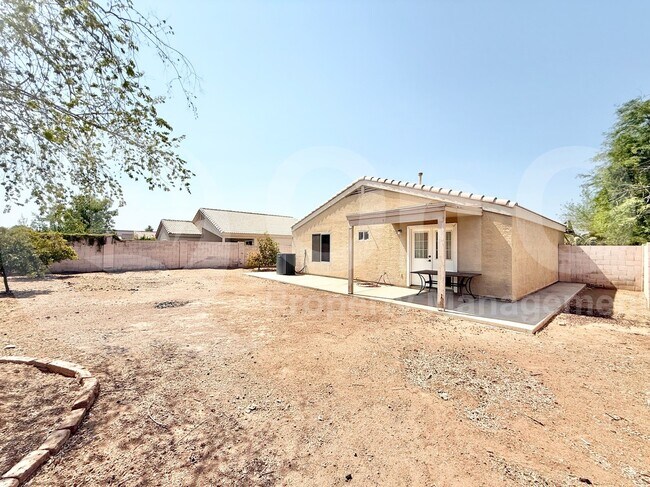 Building Photo - 1793 E Pinto Dr