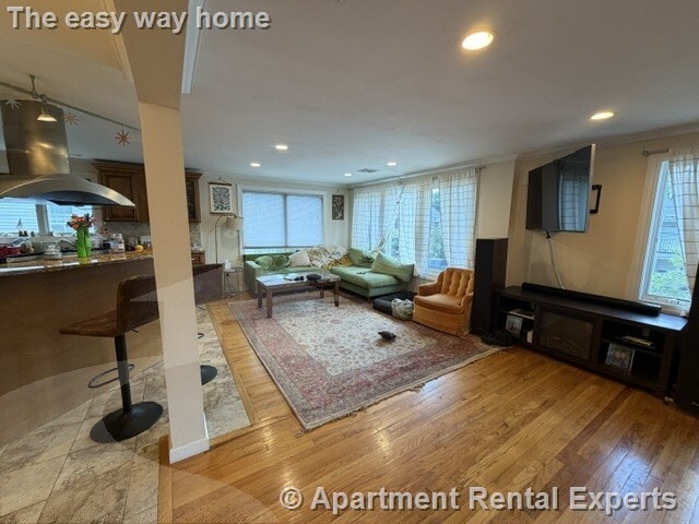 Building Photo - 167-169 Summer St Unit #1